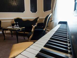 Гостевой дом Maison Elysée Сибиу Улучшенный люкс-15